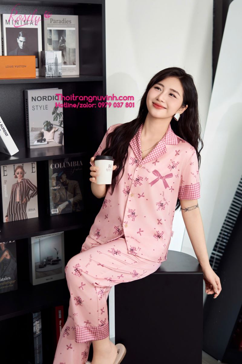 Bộ Đồ Lụa Mặc Nhà Cao Cấp - DL749